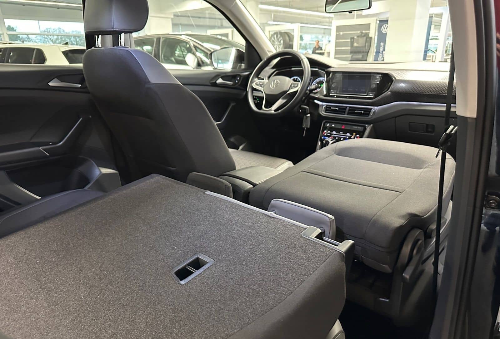 Volkswagen T-Cross Style 1.0 TSI DSG ACC SPUR LED APP SHZ P foto 24