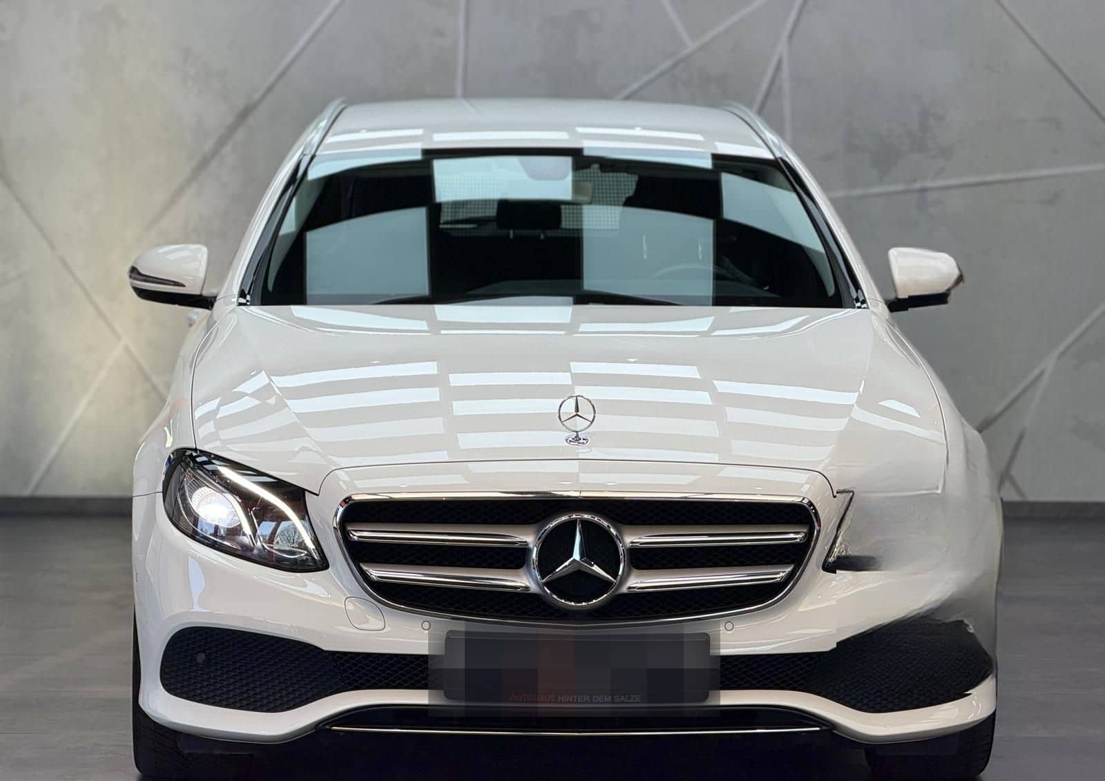 Mercedes-Benz E 220 d T-Modell |LED|SHZG|KAM|LM foto 4