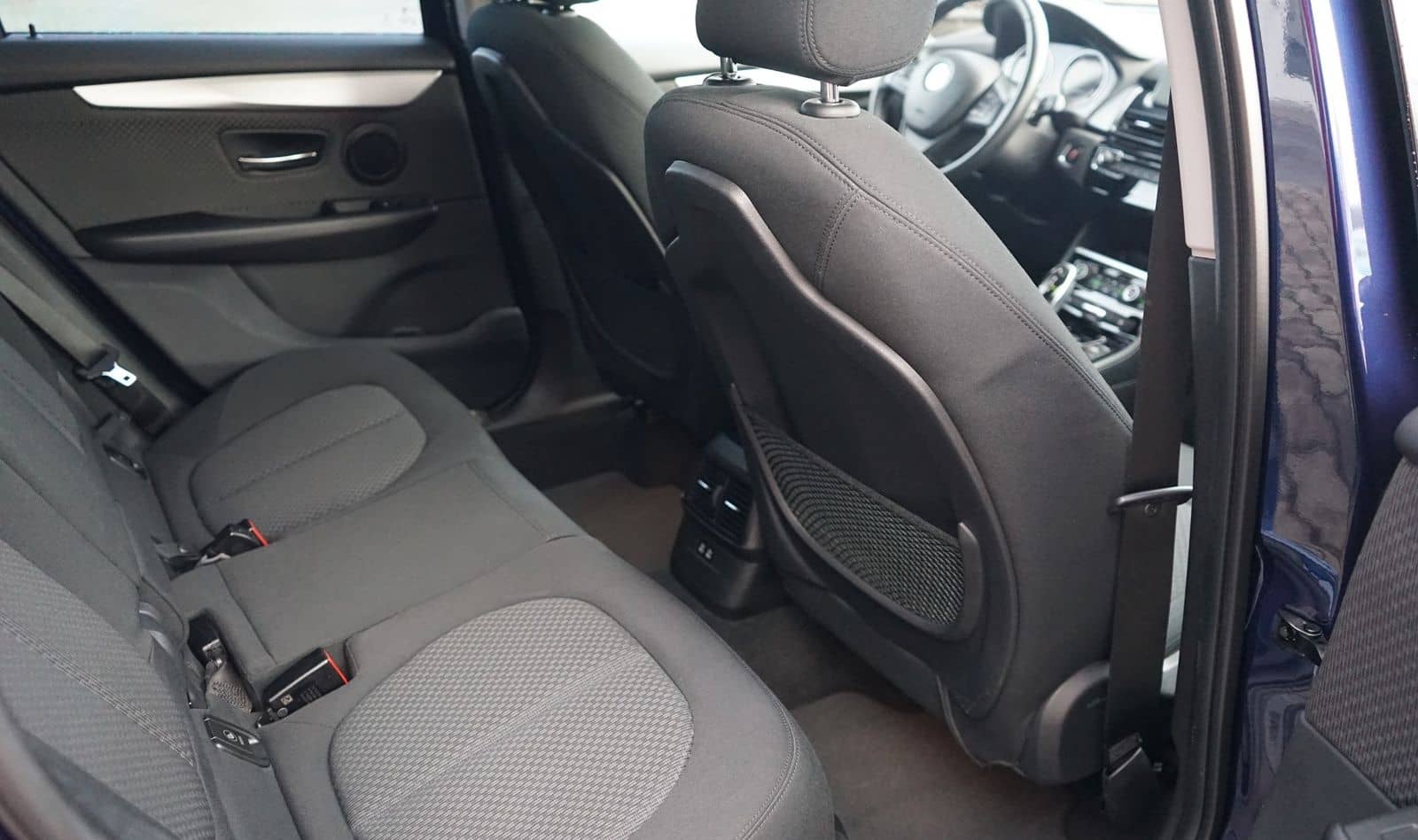 BMW 218d Advantage LED Navi PDC AHK foto 11