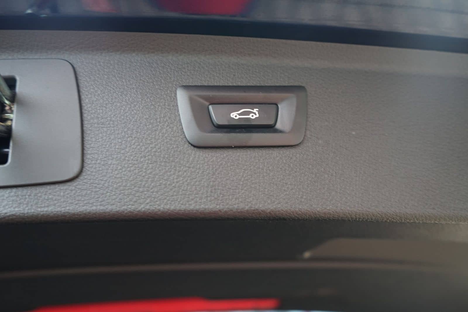 BMW 218d Advantage LED Navi PDC AHK foto 9