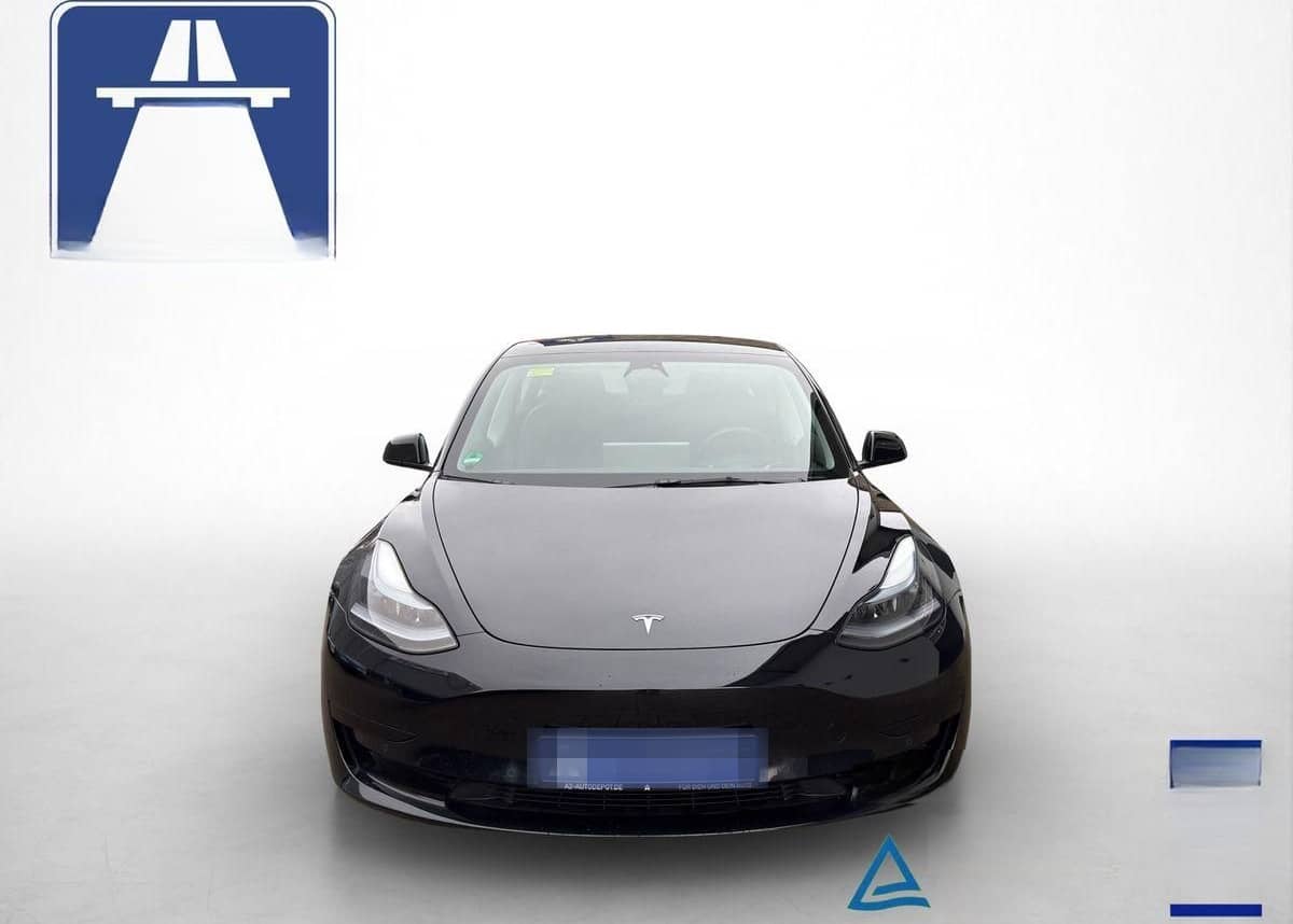 Tesla Model 3 Standard Range Plus RWD 1HAND MWST 94,1% foto 3