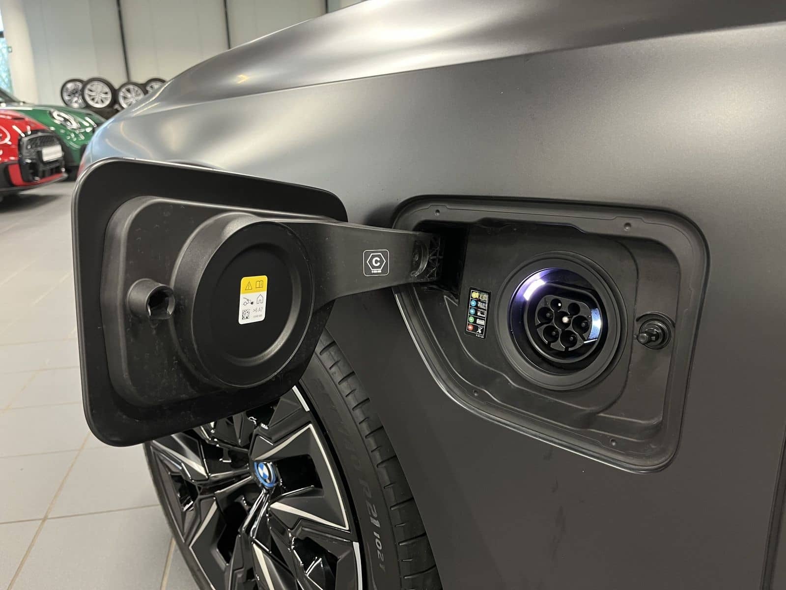 BMW 750e xDrive M Sport Pro TV HUD PANO ACC 360°KAM  foto 25