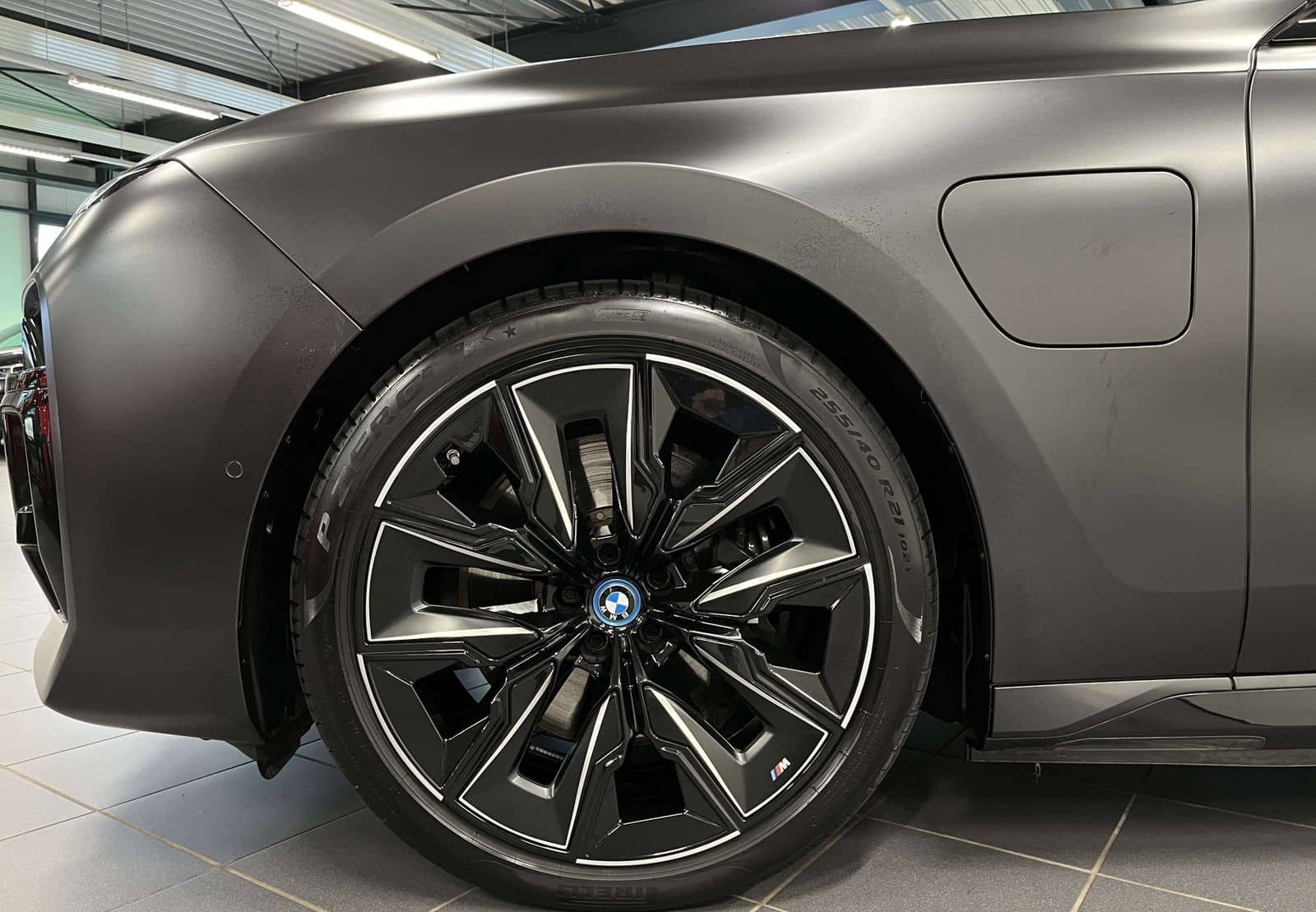 BMW 750e xDrive M Sport Pro TV HUD PANO ACC 360°KAM  foto 6