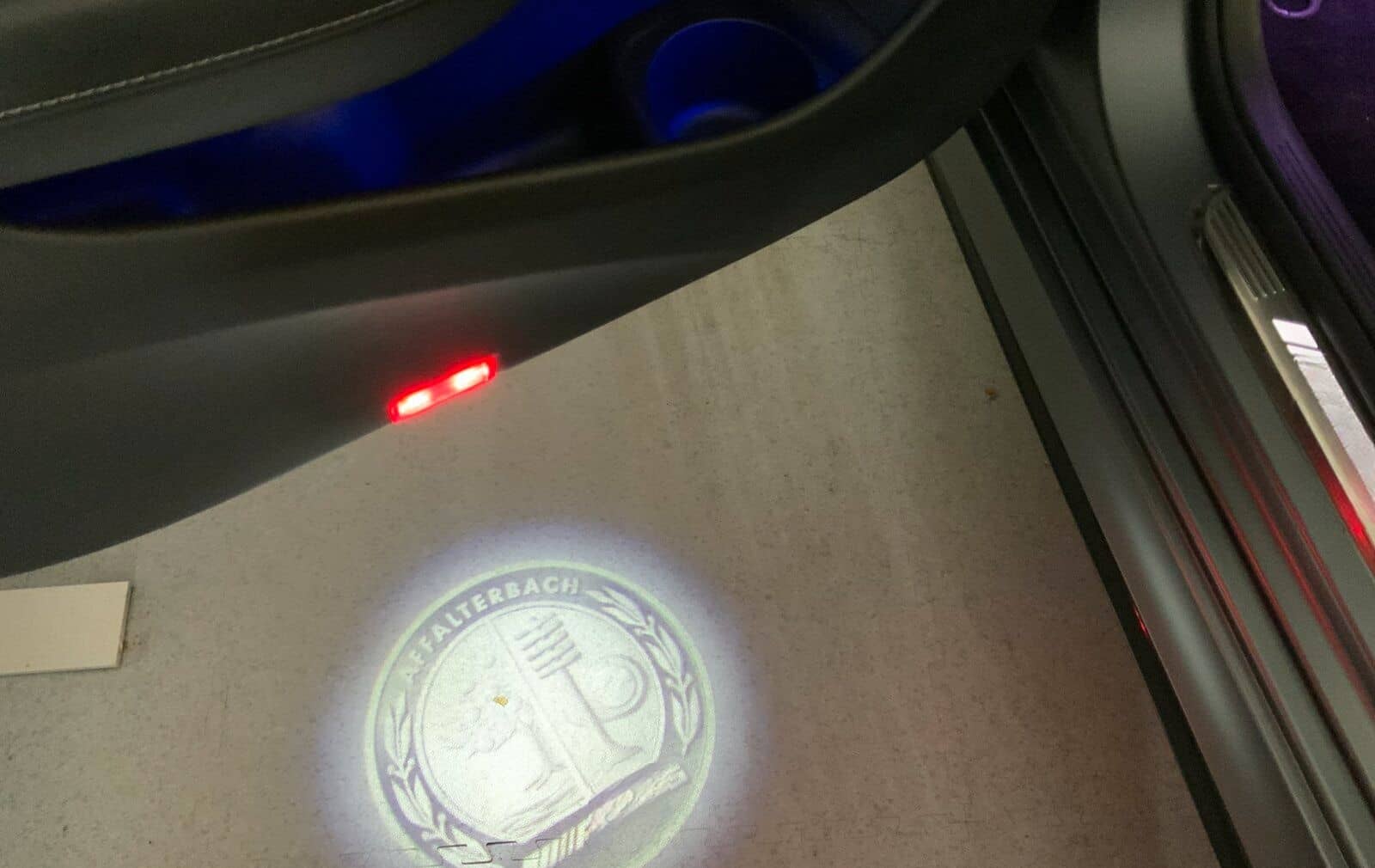 Mercedes-Benz E 63 S AMG 4M T PerfSitz Burm AHK Pano HUD DISTR foto 13