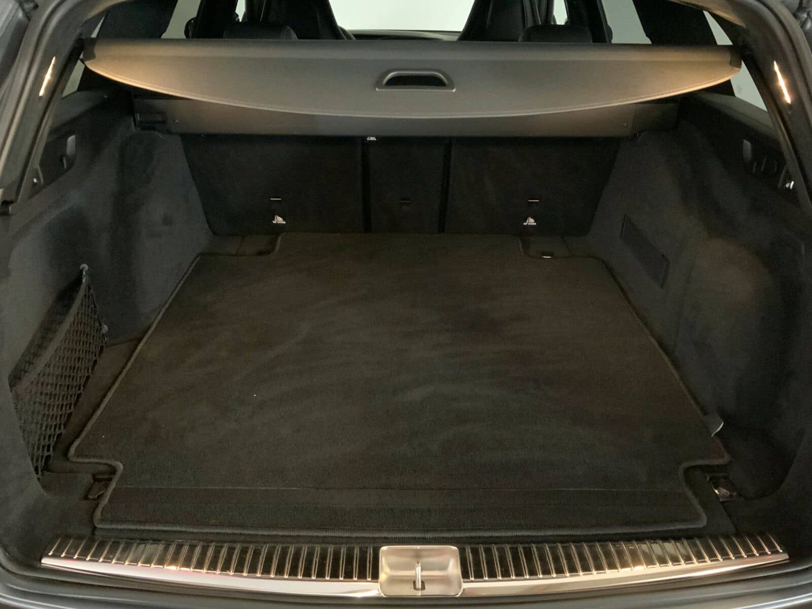 Mercedes-Benz E 63 S AMG 4M T PerfSitz Burm AHK Pano HUD DISTR foto 7