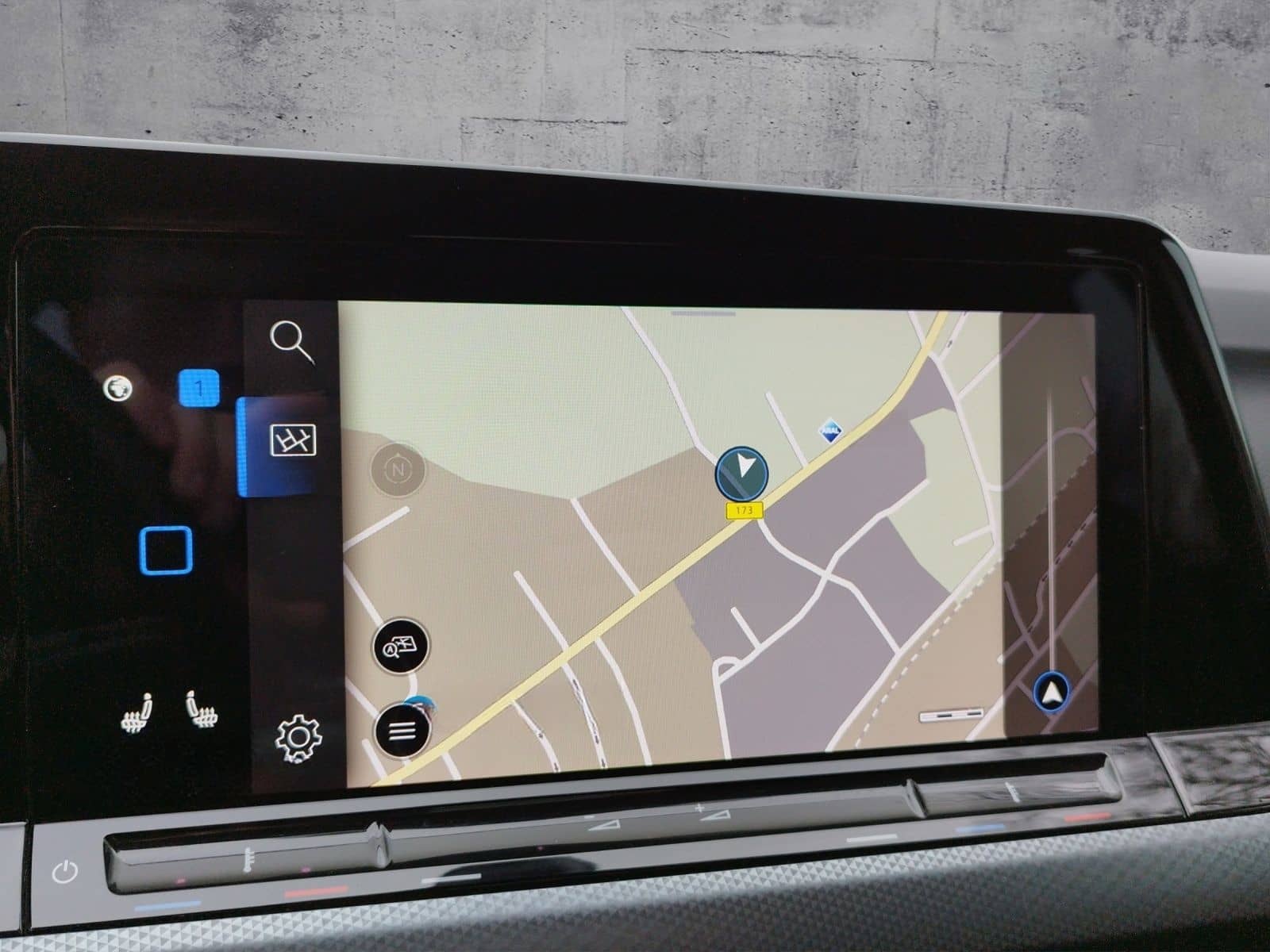 Volkswagen Golf VIII Active 1.5TSI 5JG/AHK/NAV/LED+/RFK foto 15