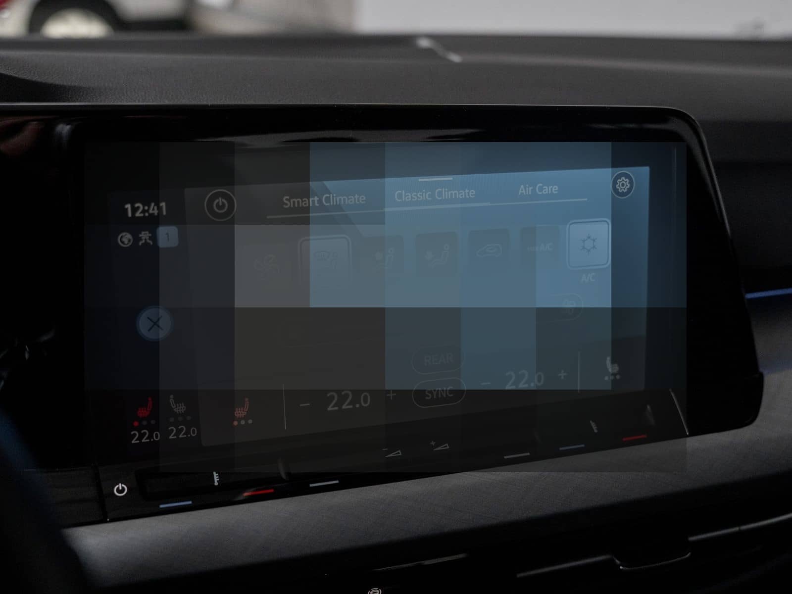 Volkswagen Golf VIII 1.0 eTSI Life DSG NaviPro Navi foto 16