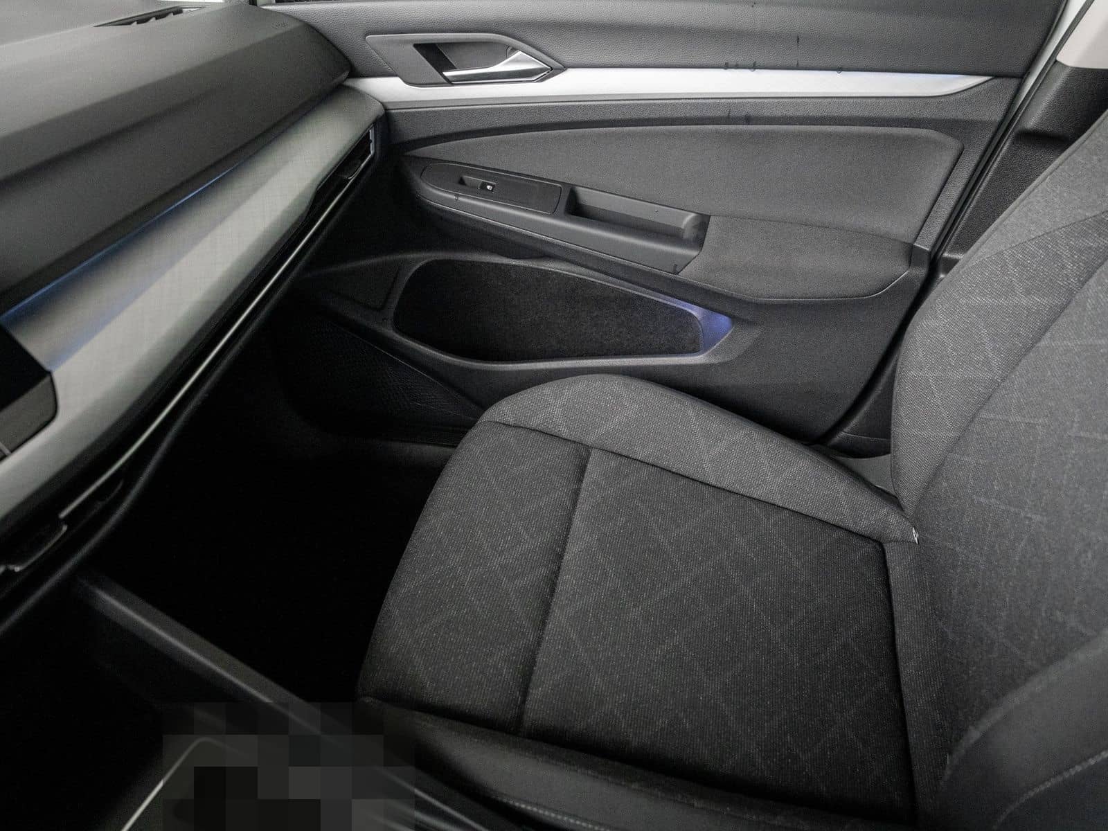 Volkswagen Golf VIII 1.0 eTSI Life DSG NaviPro Navi foto 20