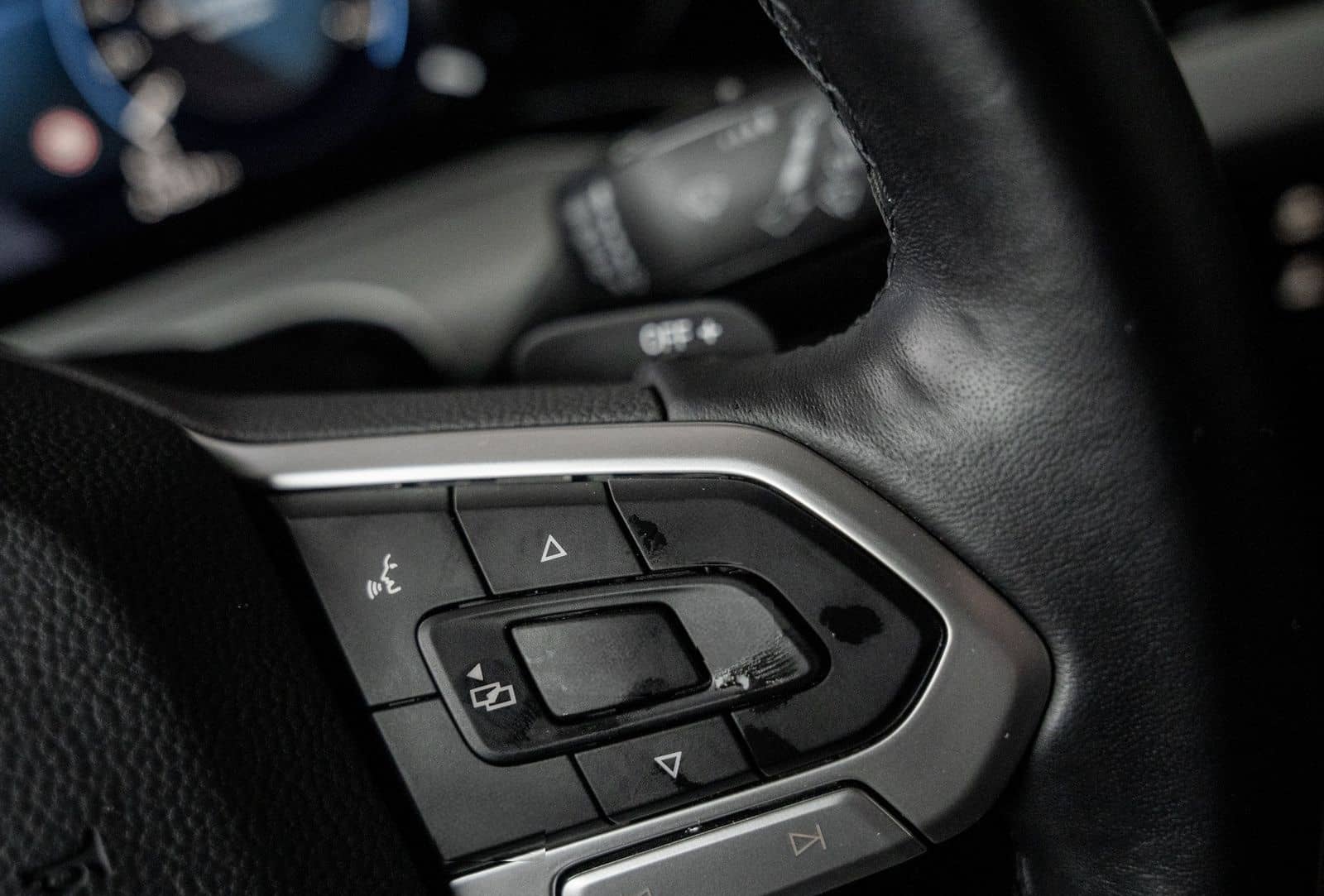 Volkswagen Golf VIII 1.0 eTSI Life DSG NaviPro Navi foto 23