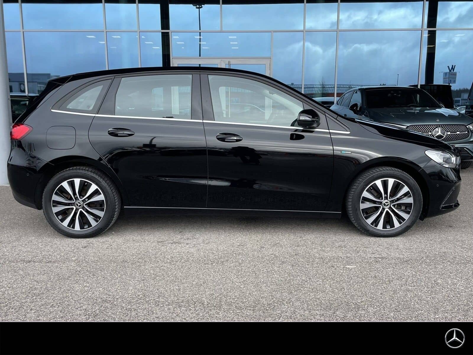 Mercedes-Benz B 250 e Style AHK ParkPaket KomfortSitze MBUX foto 6