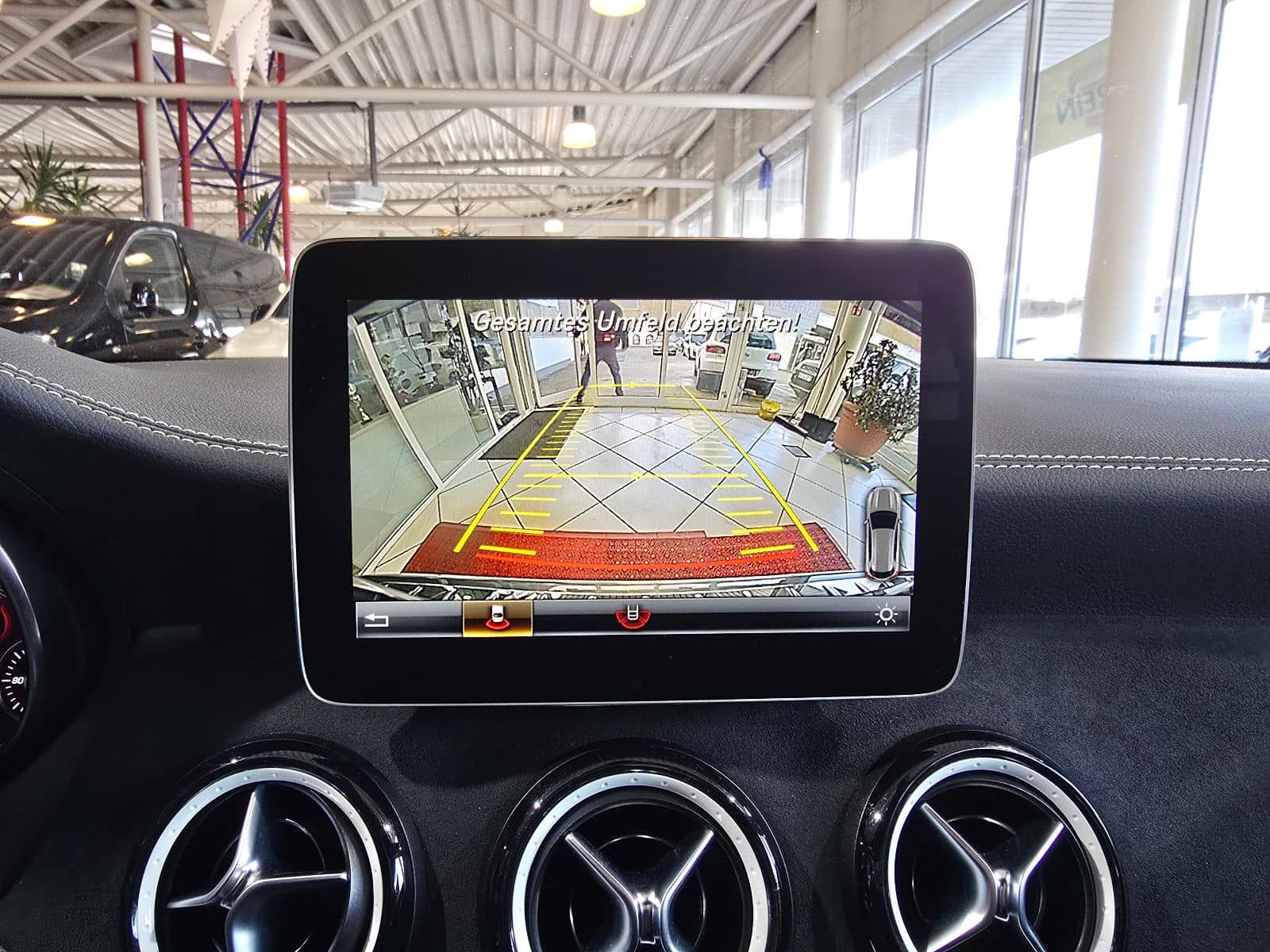 Mercedes-Benz GLA 180 Sport Peak Edition+AMG LINE+NAVI+KAMERA+ foto 11