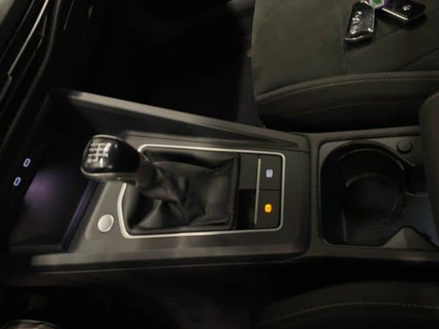 Volkswagen Golf VIII Lim. 1.5TSI Style KAMERA+APP+ACC+LANE+ foto 16