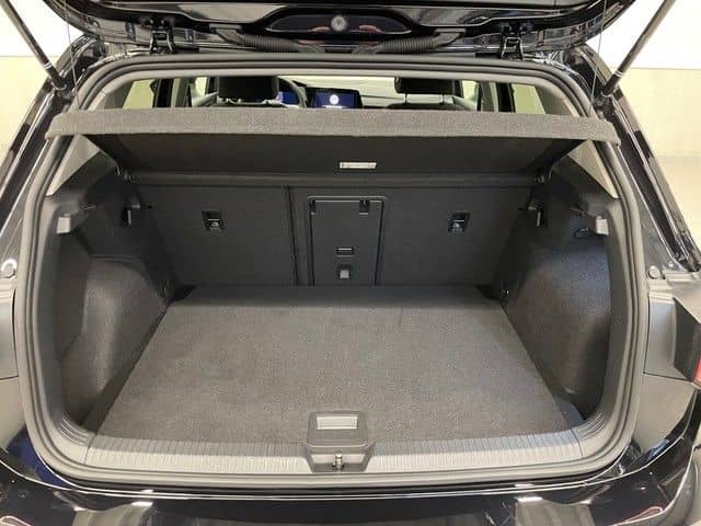 Volkswagen Golf VIII Lim. 1.5TSI Style KAMERA+APP+ACC+LANE+ foto 9