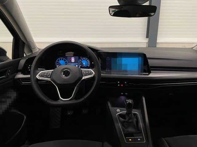 Volkswagen Golf VIII Lim. 1.5TSI Style KAMERA+APP+ACC+LANE+ foto 10