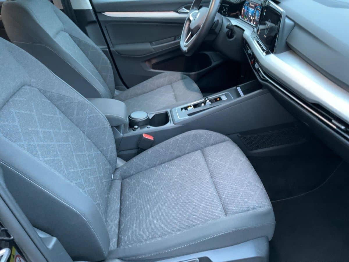 Volkswagen Golf VIII Variant 2.0 TDI DSG LIFE LED+ACC+AHK foto 12