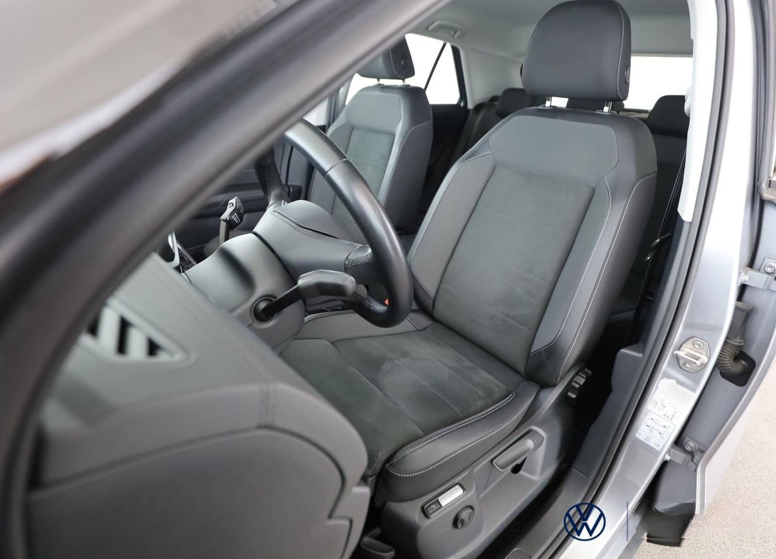 Volkswagen T-Roc 1.0 TSI Style+GJR+PARKASSIST+LED+ACC+NAVI foto 13