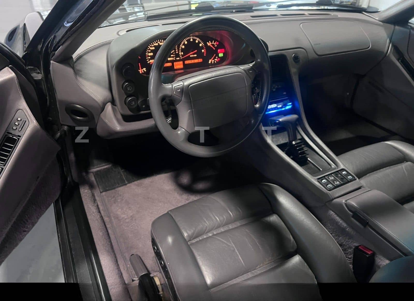 Porsche 928 GTS |Deutsches Fzg. | NOTE 2 Classic DATA foto 12