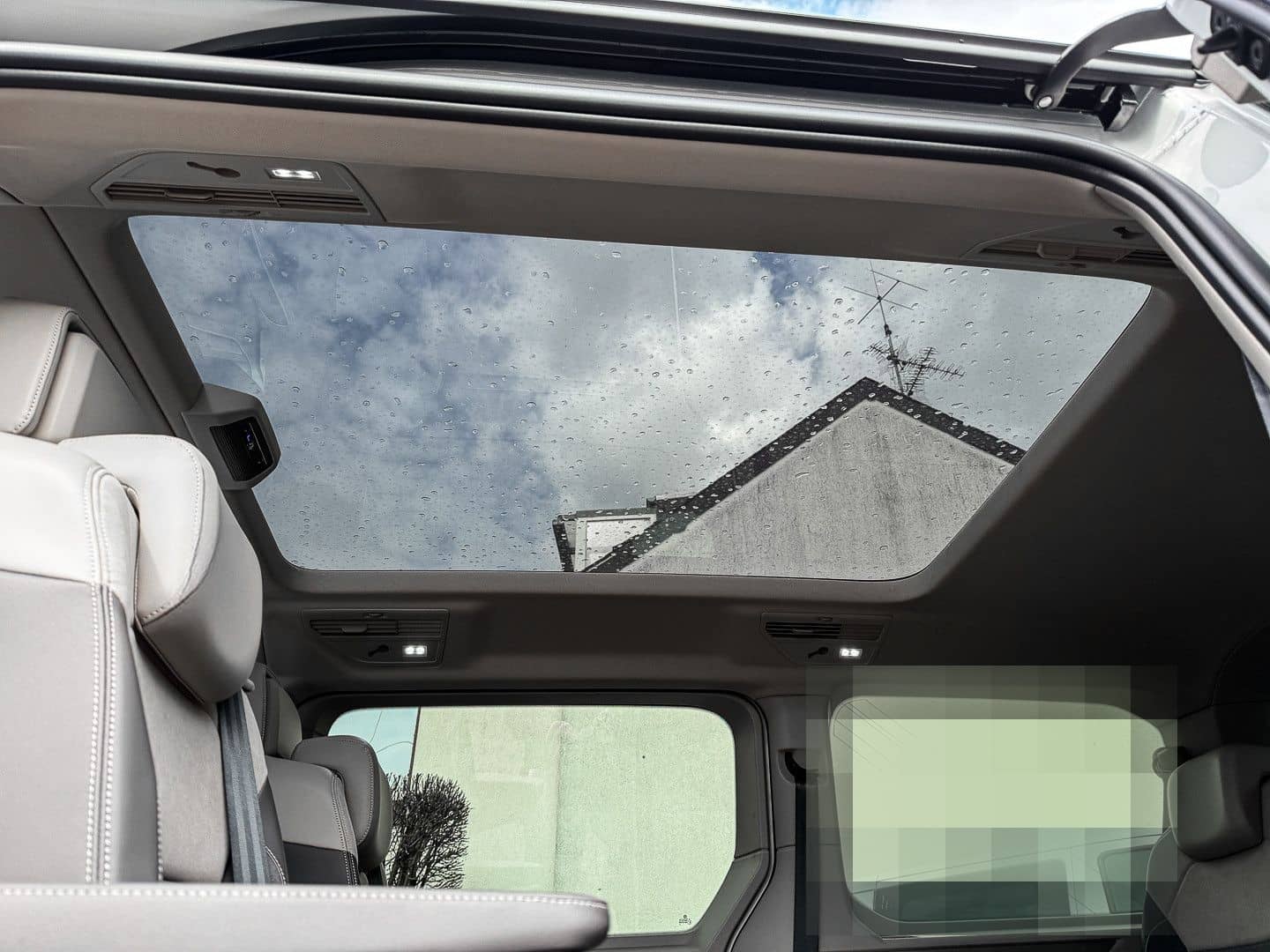 Volkswagen T7 Multivan 2.0 TDI Edition lang AHK/Matrix/Pano foto 18