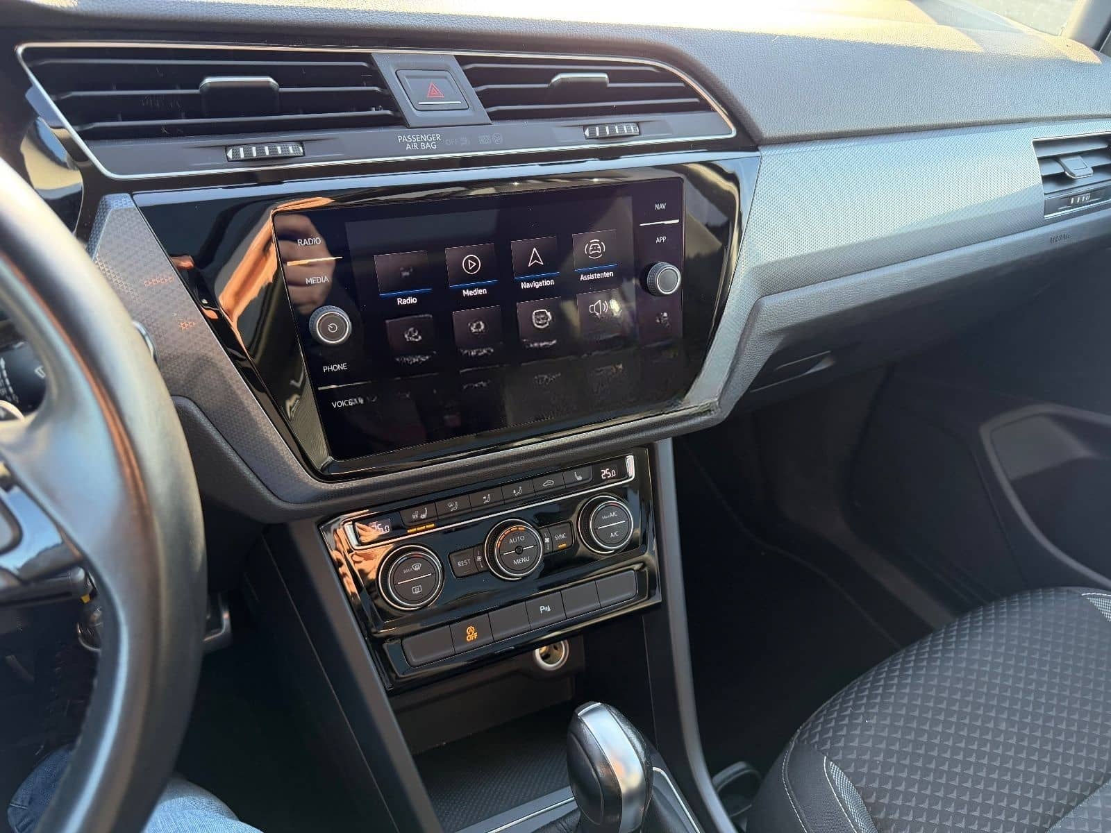 Volkswagen Touran 2.0 TDI*DSG*PANO*NAVI*LED*KAMERA*AHK*ACC* foto 20