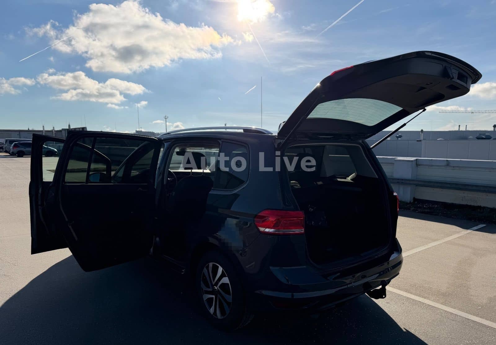 Volkswagen Touran 2.0 TDI*DSG*PANO*NAVI*LED*KAMERA*AHK*ACC* foto 21