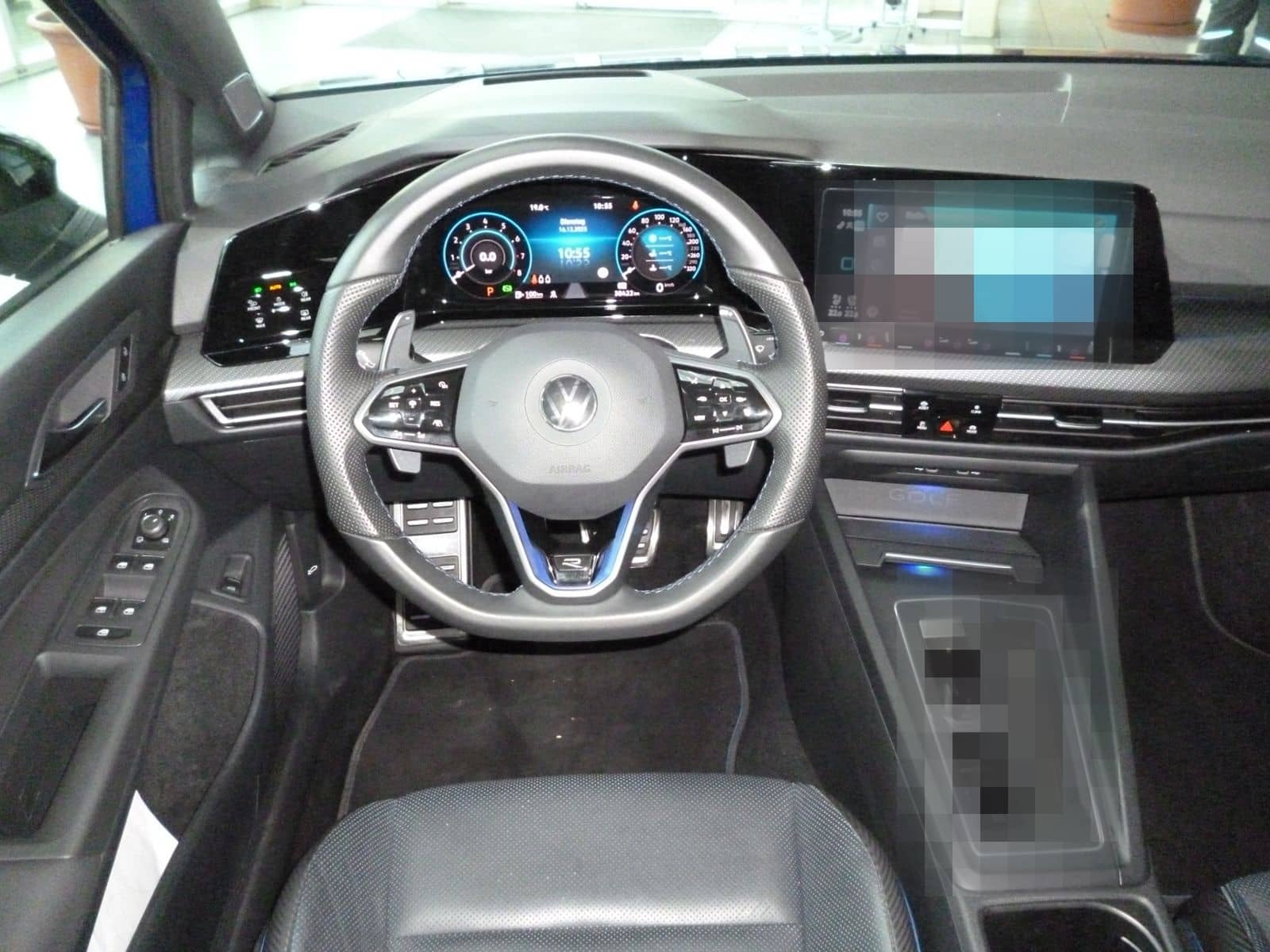 Volkswagen Golf VIII Variant R 4M 2,0 TSI/DSG*BLACK STYLE*M foto 9