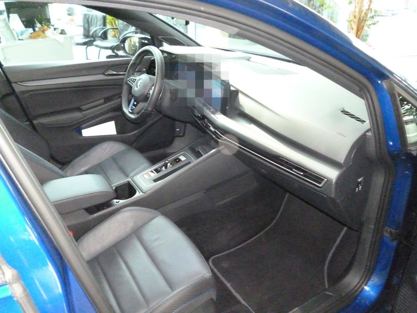 Volkswagen Golf VIII Variant R 4M 2,0 TSI/DSG*BLACK STYLE*M foto 10