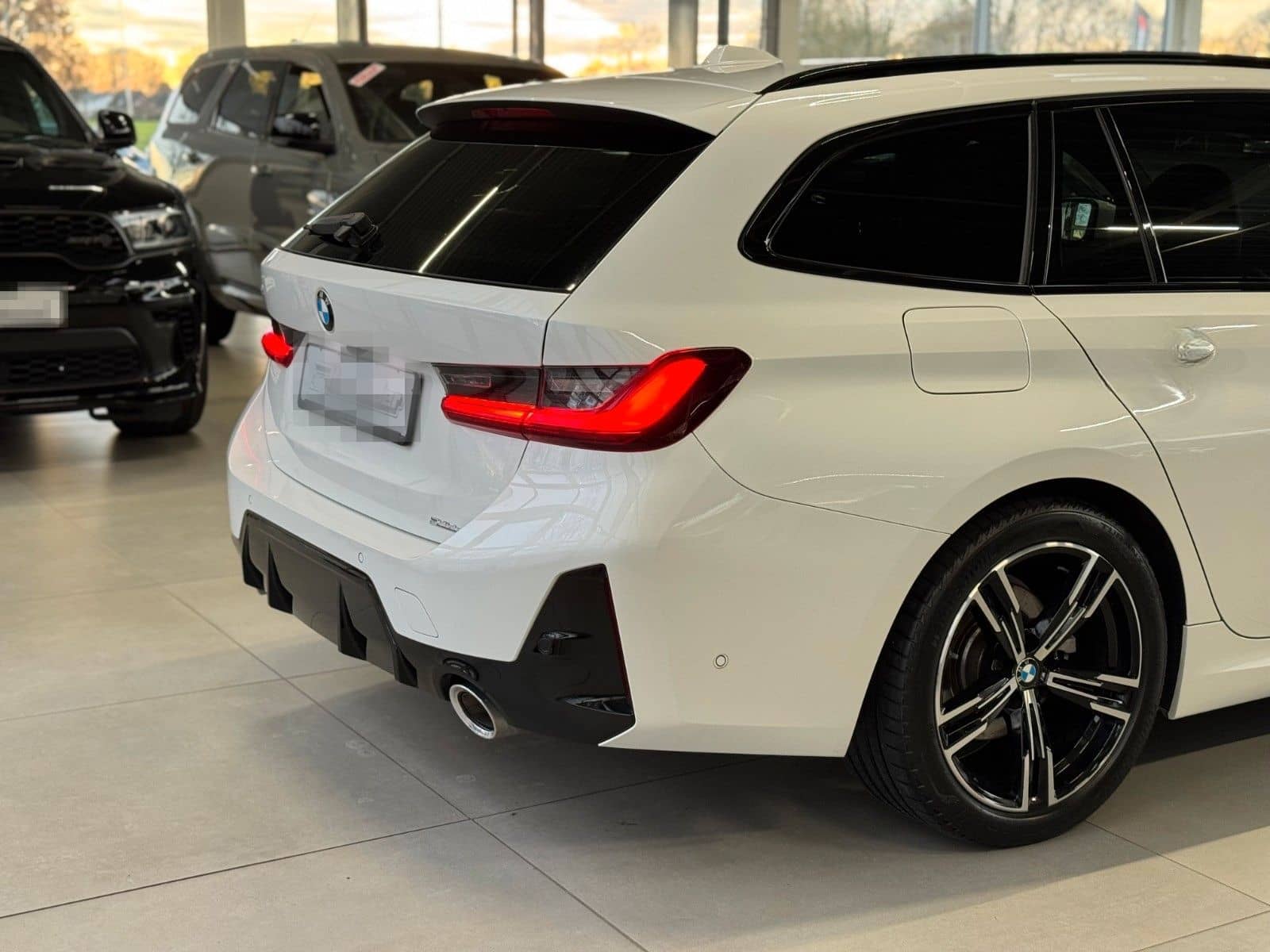 BMW 320D xDrive MSport WIDESCREEN+PANO+INNOVAT.-PAK. foto 6