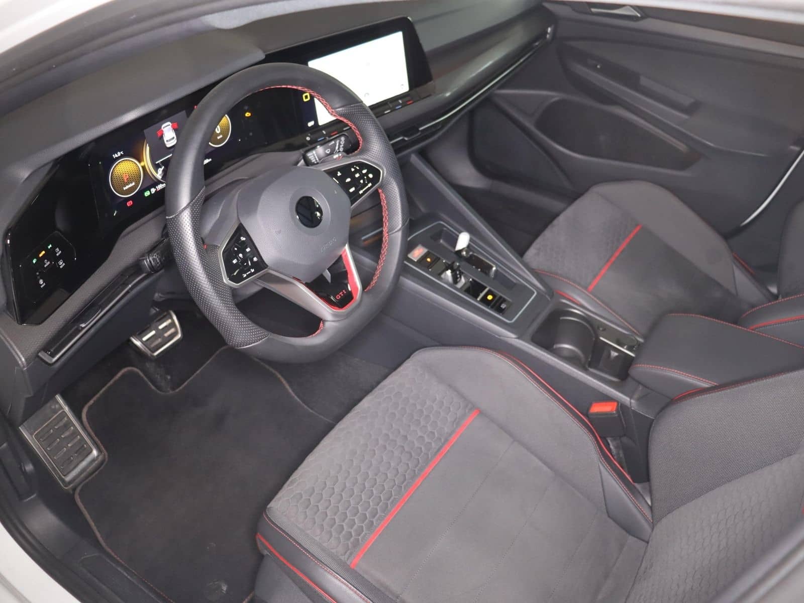 Volkswagen Golf GTI Clubsport Black Style 2.0TSI DSG 282,-o foto 5