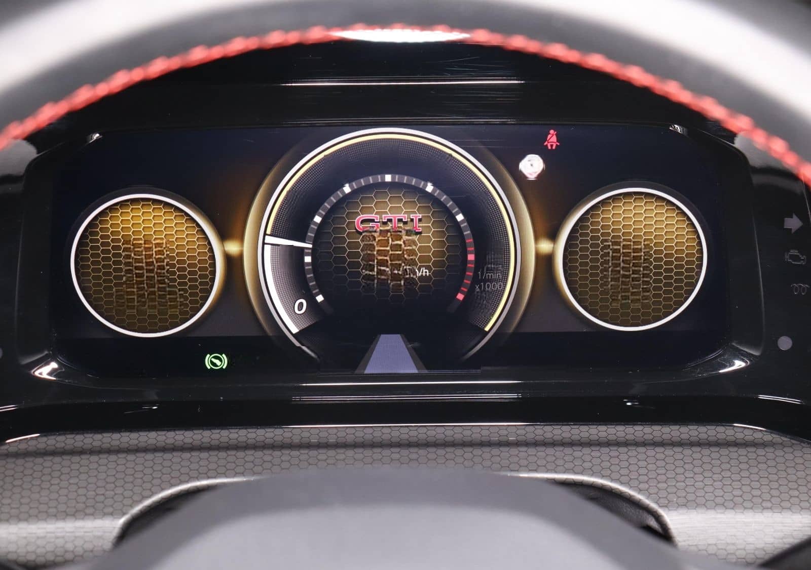 Volkswagen Golf GTI Clubsport Black Style 2.0TSI DSG 282,-o foto 6