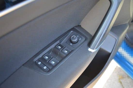 Volkswagen Touran 2.0 TDI Highline  LED Navi AHK elektr. He foto 16