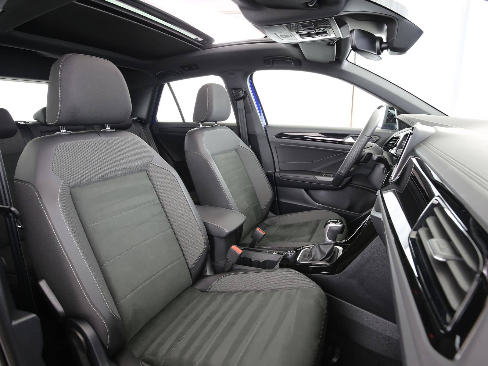 Volkswagen T-Roc 2.0TSI 4M 190PS DSG R-Line Black Style AHK foto 18