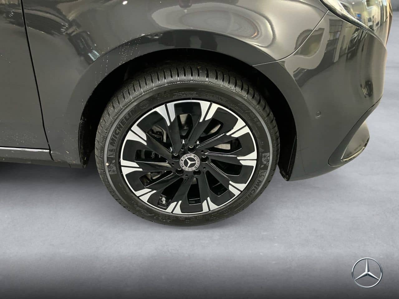 Mercedes-Benz V 300 d 4M Lang AVANTGARDE+Allrad+9G+StandHZ+DIS foto 6