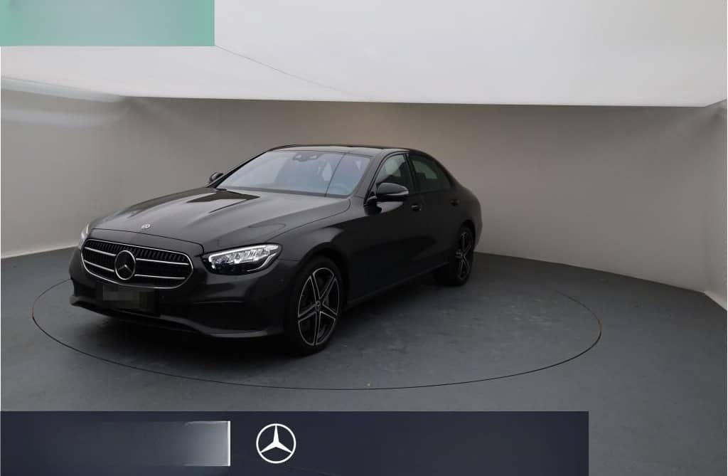 Mercedes-Benz E 300 e Lim Avantgarde Night Distr Widescreen foto 1