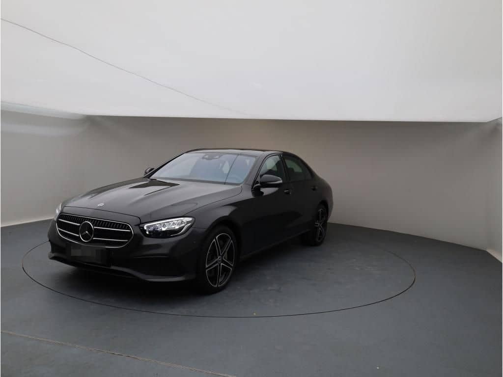 Mercedes-Benz E 300 e Lim Avantgarde Night Distr Widescreen foto 2