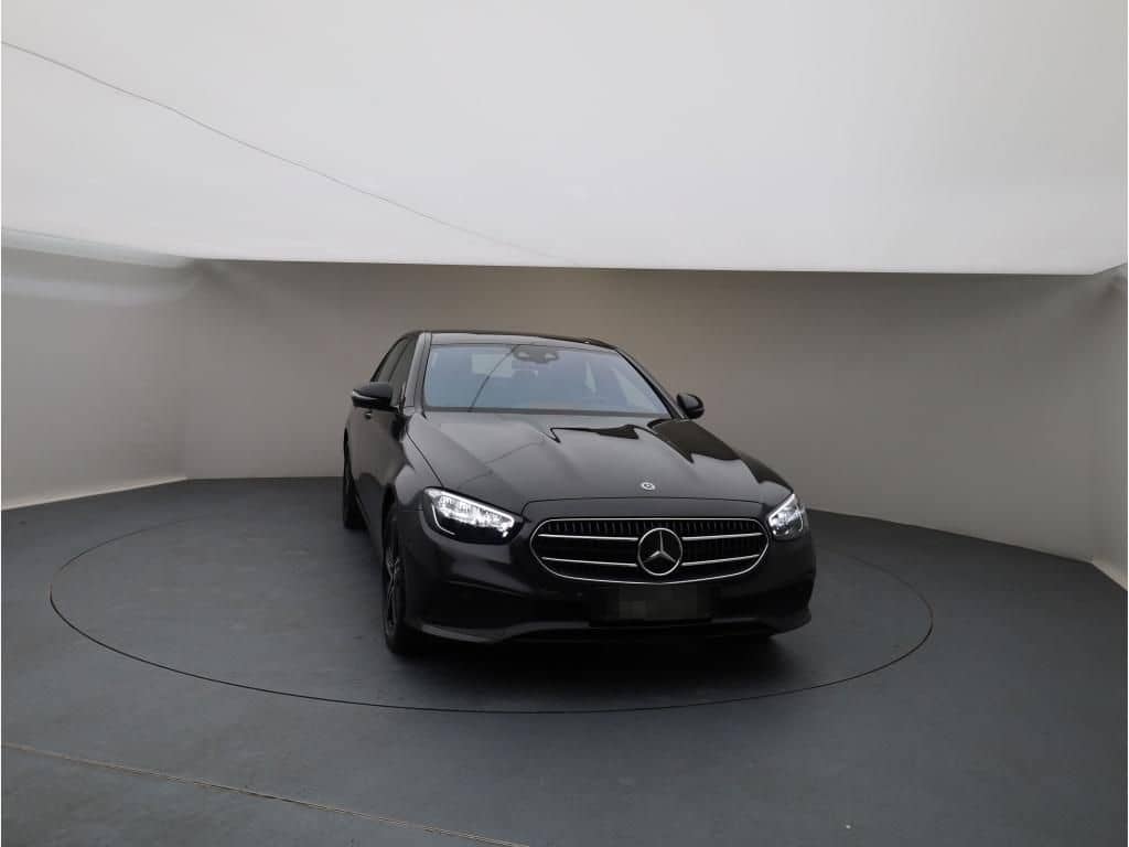 Mercedes-Benz E 300 e Lim Avantgarde Night Distr Widescreen foto 9