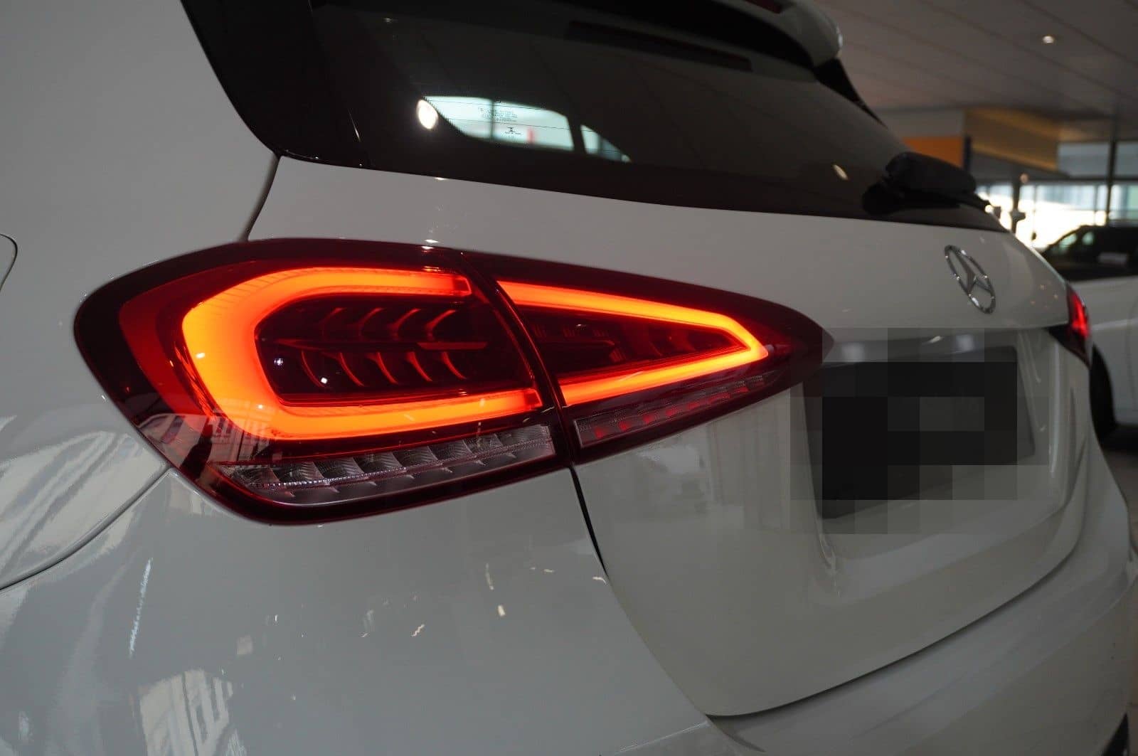 Mercedes-Benz A 180 LIM. PROGRESSIVE NAVI/LED/VIRTU./SHZ/PDC foto 11