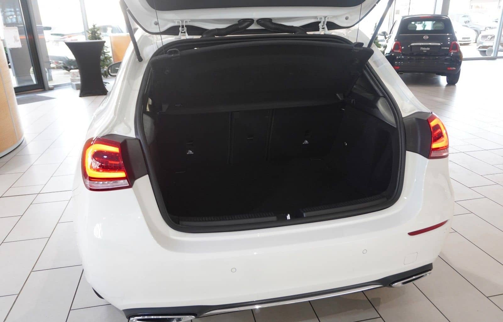 Mercedes-Benz A 180 LIM. PROGRESSIVE NAVI/LED/VIRTU./SHZ/PDC foto 12