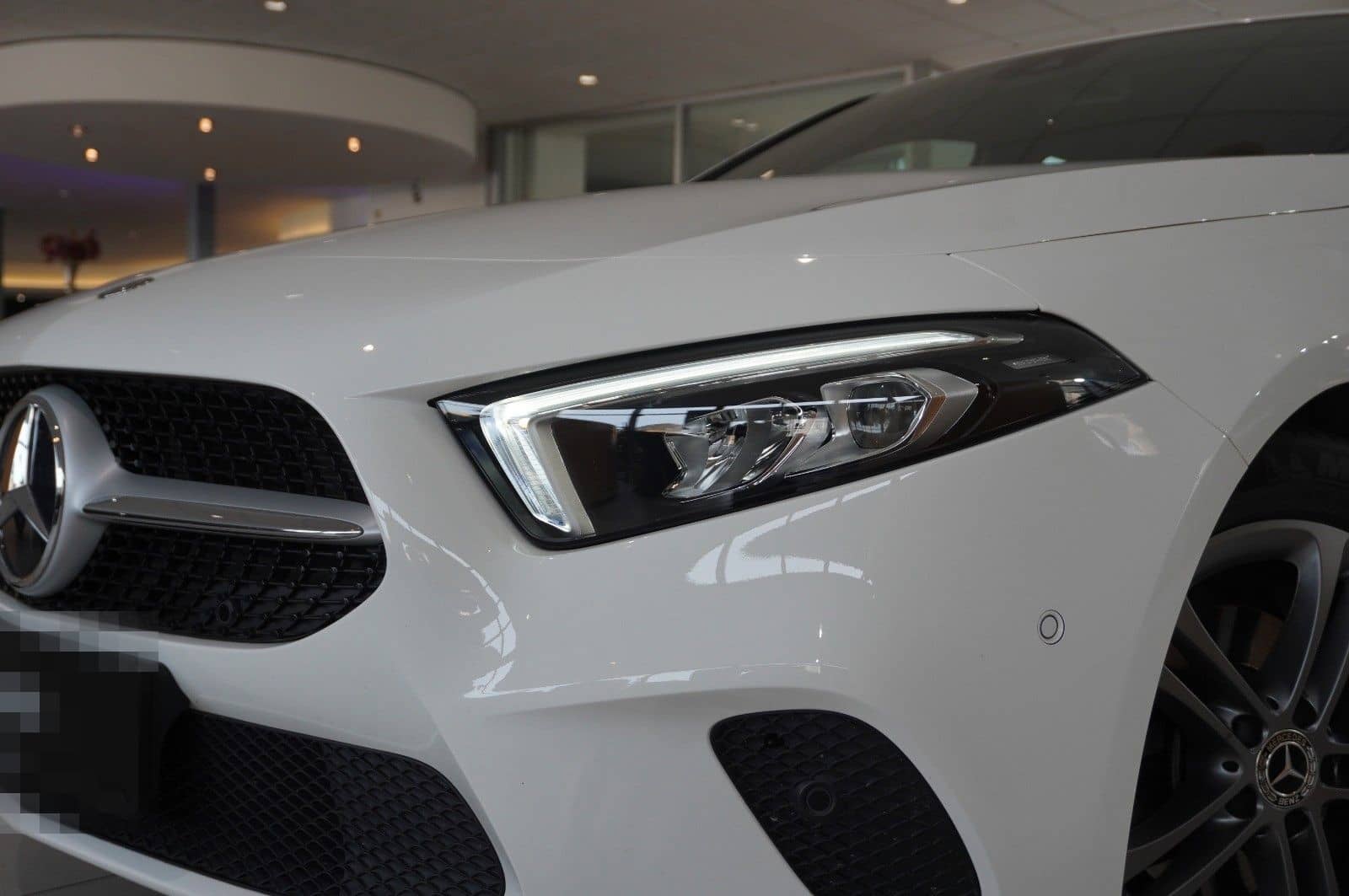 Mercedes-Benz A 180 LIM. PROGRESSIVE NAVI/LED/VIRTU./SHZ/PDC foto 4