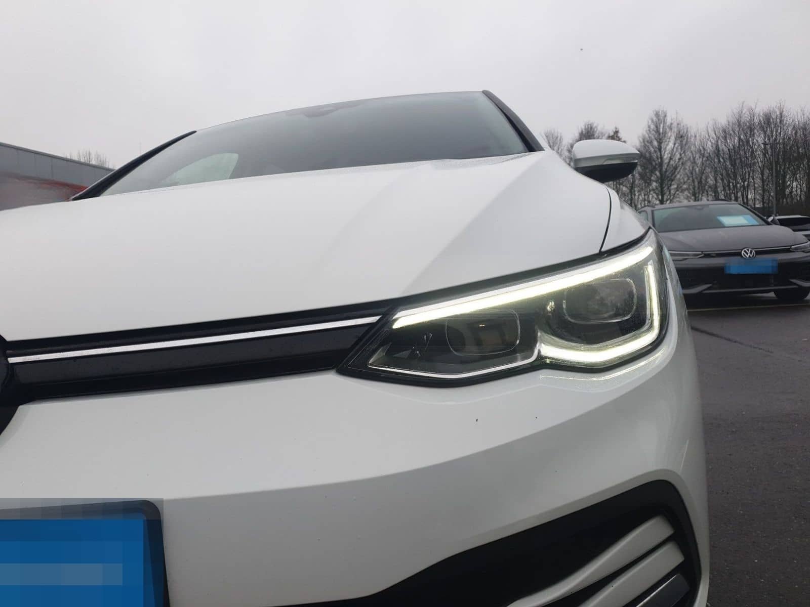 Volkswagen Golf VIII 1.5 TSI ACTIVE +STHZ +IQ.LIGHT +ACC +N foto 6