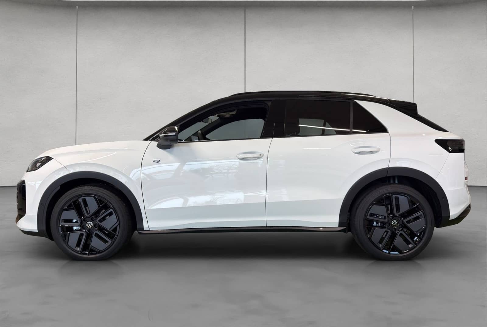 Volkswagen T-Roc R-Line 1.5l eTSI DSG SHZ RFK ACC HEAD-UP B foto 2