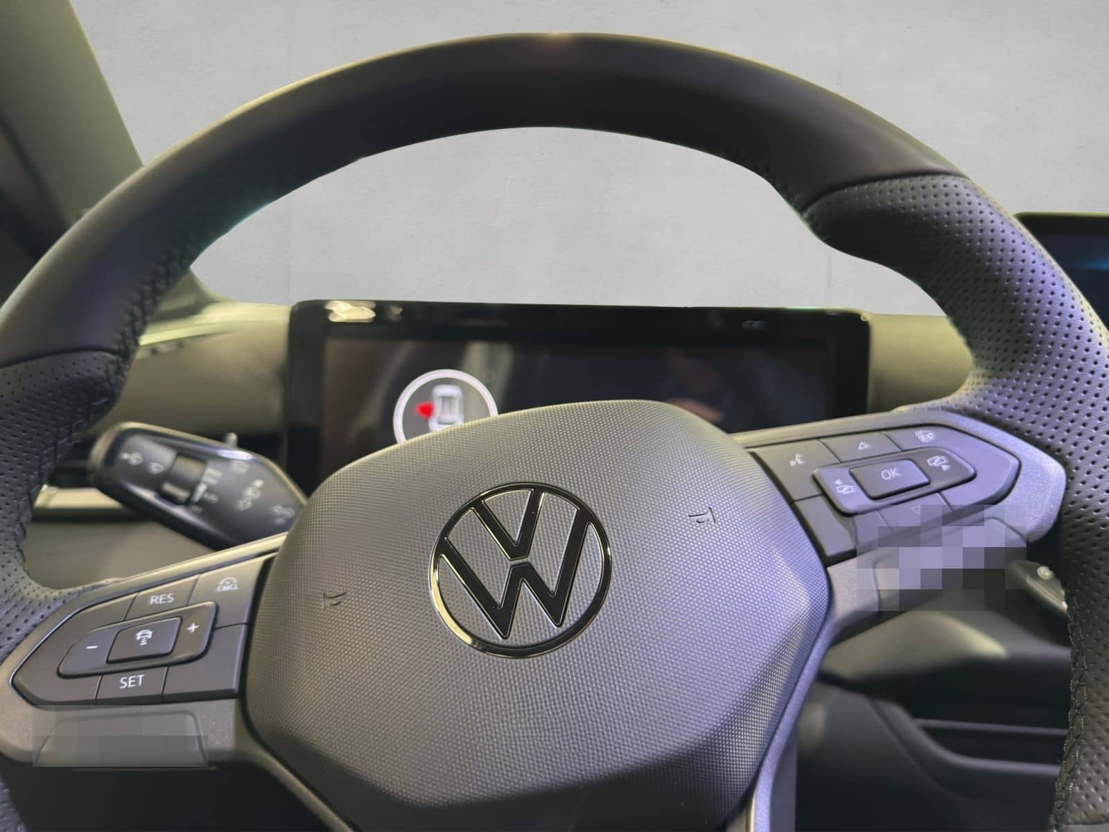 Volkswagen T-Roc R-Line 1.5l eTSI DSG SHZ RFK ACC HEAD-UP B foto 11