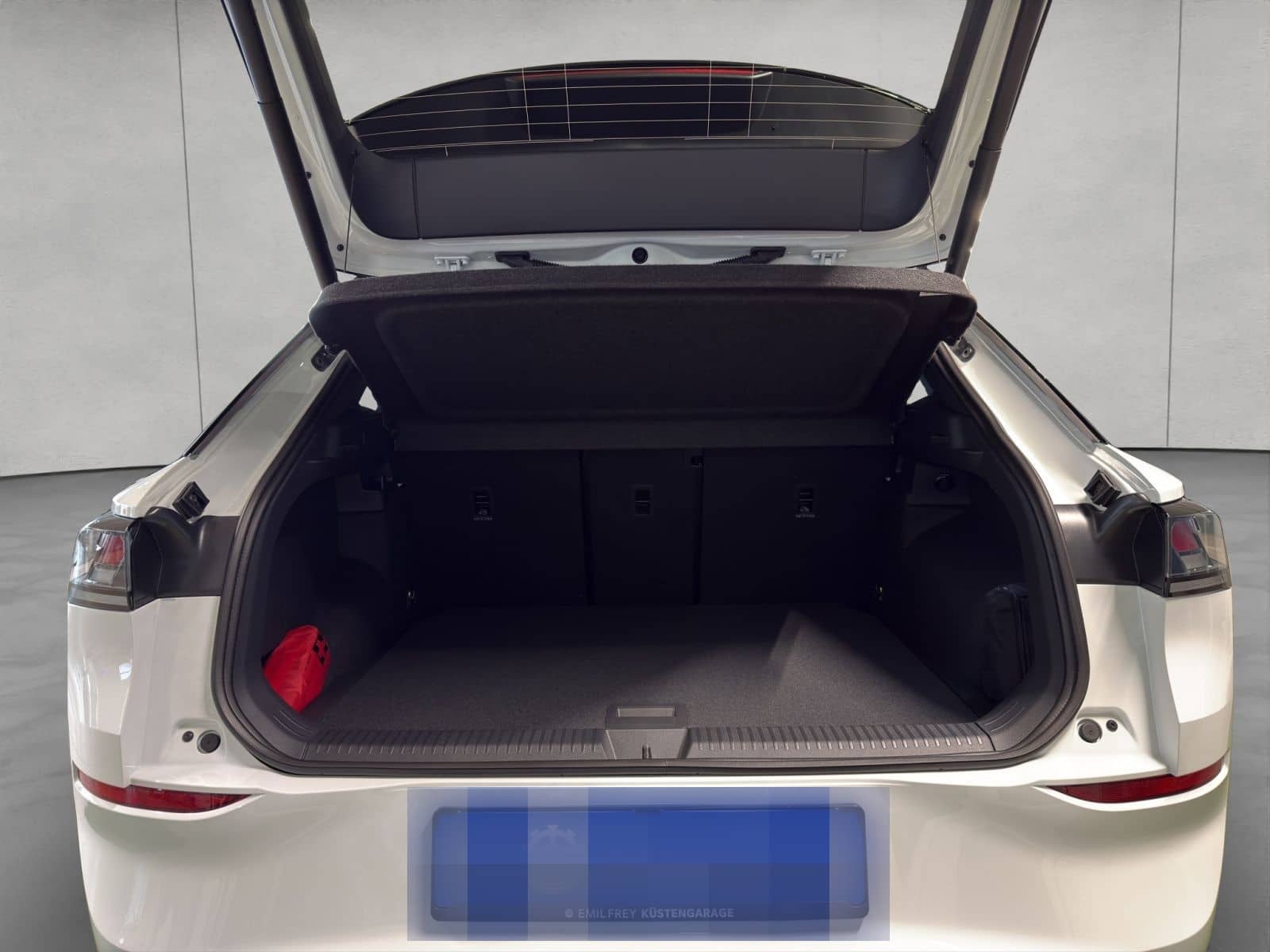 Volkswagen T-Roc R-Line 1.5l eTSI DSG SHZ RFK ACC HEAD-UP B foto 5