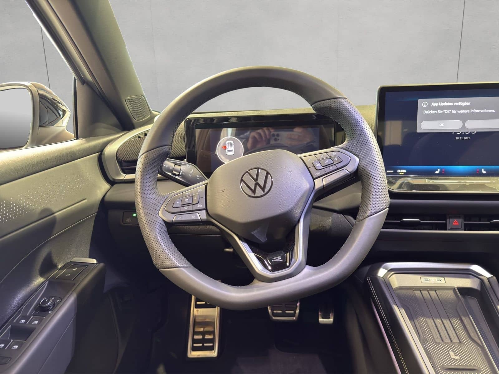 Volkswagen T-Roc R-Line 1.5l eTSI DSG SHZ RFK ACC HEAD-UP B foto 10