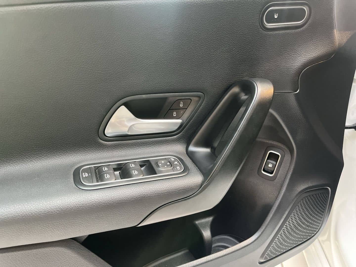 Mercedes-Benz A 250 e Style *AHK SCHWENKBAR & MEHR!* foto 13