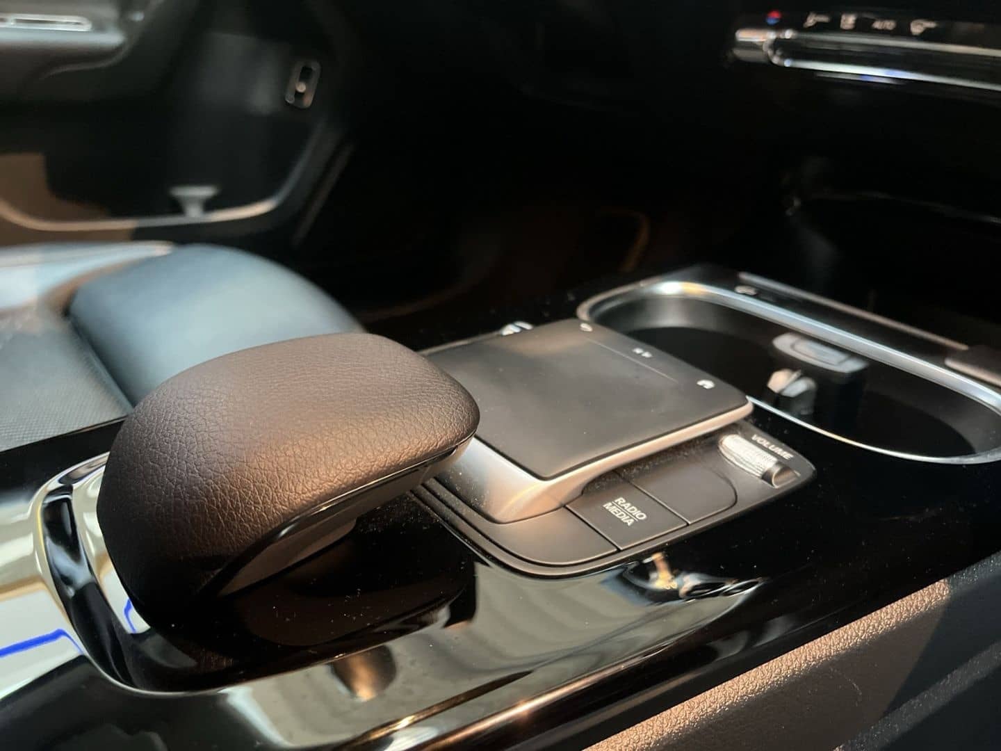 Mercedes-Benz A 250 e Style *AHK SCHWENKBAR & MEHR!* foto 15