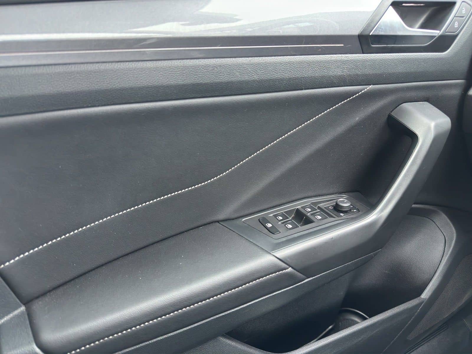 Volkswagen T-Roc 1.5 TSI Style Navi+AppConnect+LED foto 13