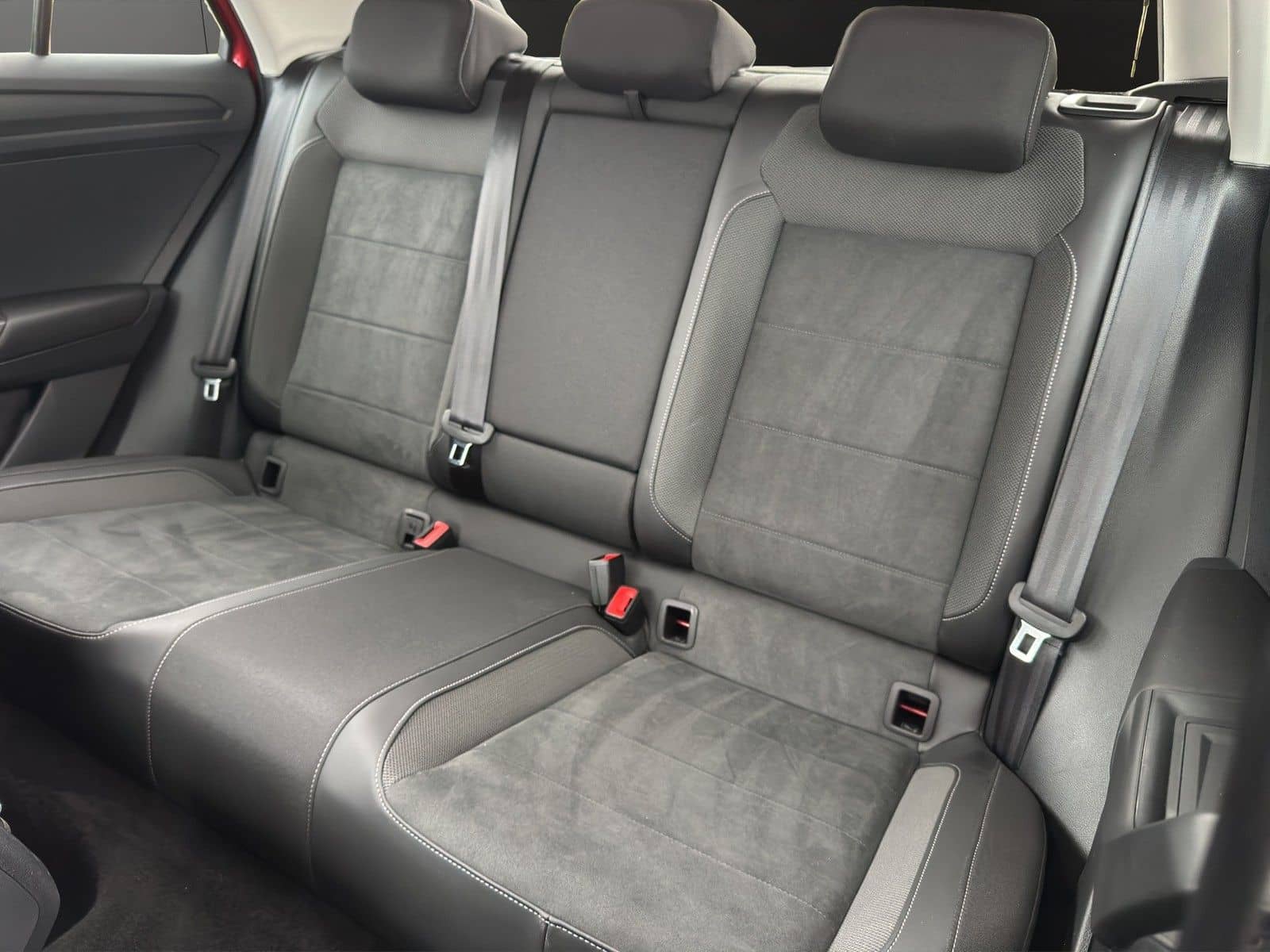 Volkswagen T-Roc 1.5 TSI Style Navi+AppConnect+LED foto 14