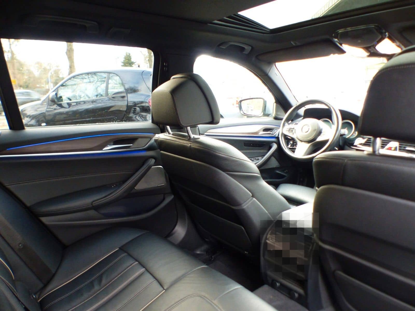 BMW 540d xDrive M Sport Touring Pano 360Kam LED HK foto 15