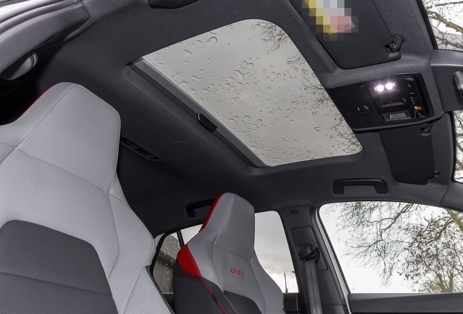 Volkswagen Golf VIII 2.0 TSI DSG GTI Clubsport PANORAMA NAV foto 11