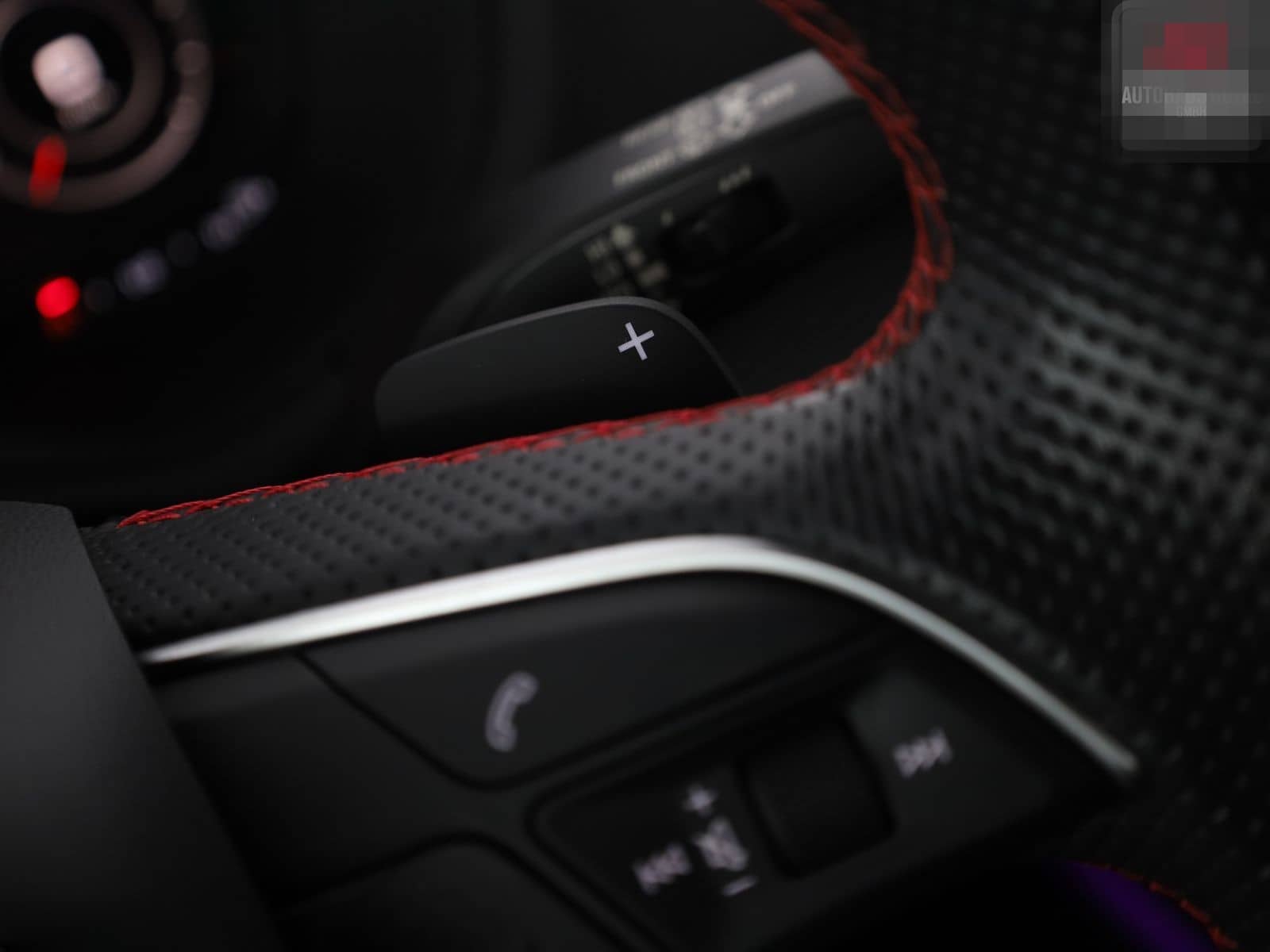 Audi SQ2 2.0 TFSI qu MATRIX,KEYLESS,SONOS,KAMERA,AHK foto 17